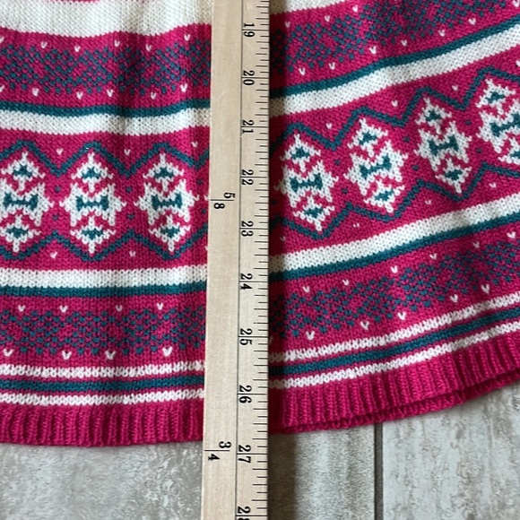 Preloved Derek Heart,pink,size 7-8knitted,round neck rhinestones at front ,dress - Picture 4 of 8